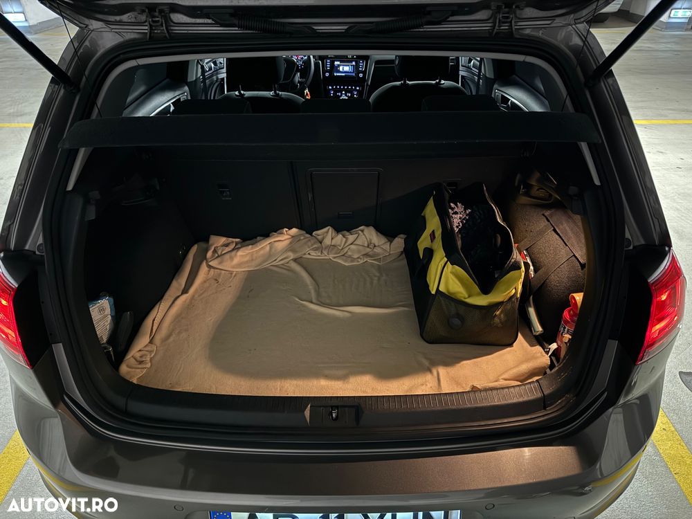 Volkswagen Golf 1.4 TSI BMT Highline - 18