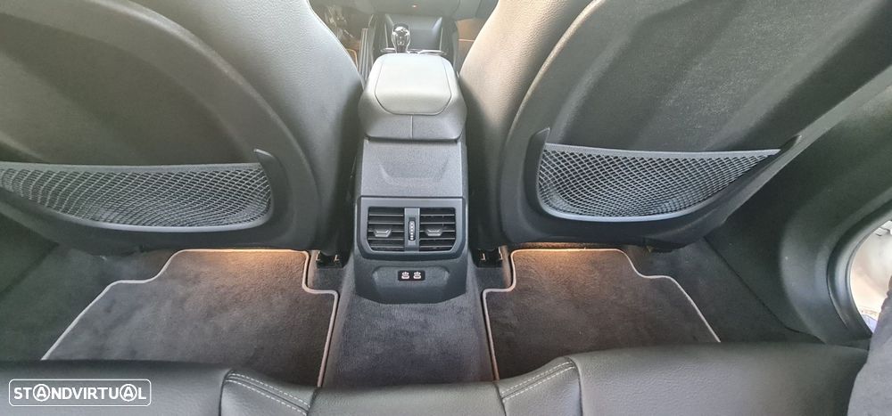 BMW 118 d Aut. Sport Line - 36