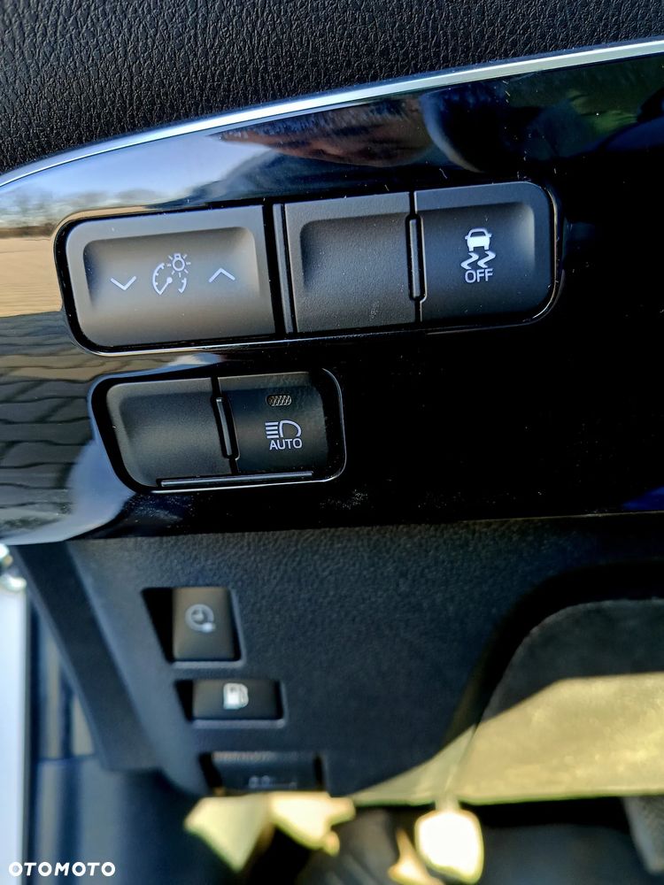 Toyota Prius - 9