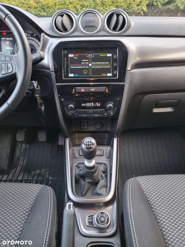 Suzuki Vitara 1.4 Boosterjet SHVS Premium 4WD - 21
