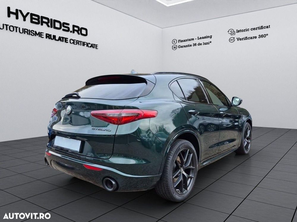 Alfa Romeo Stelvio - 3
