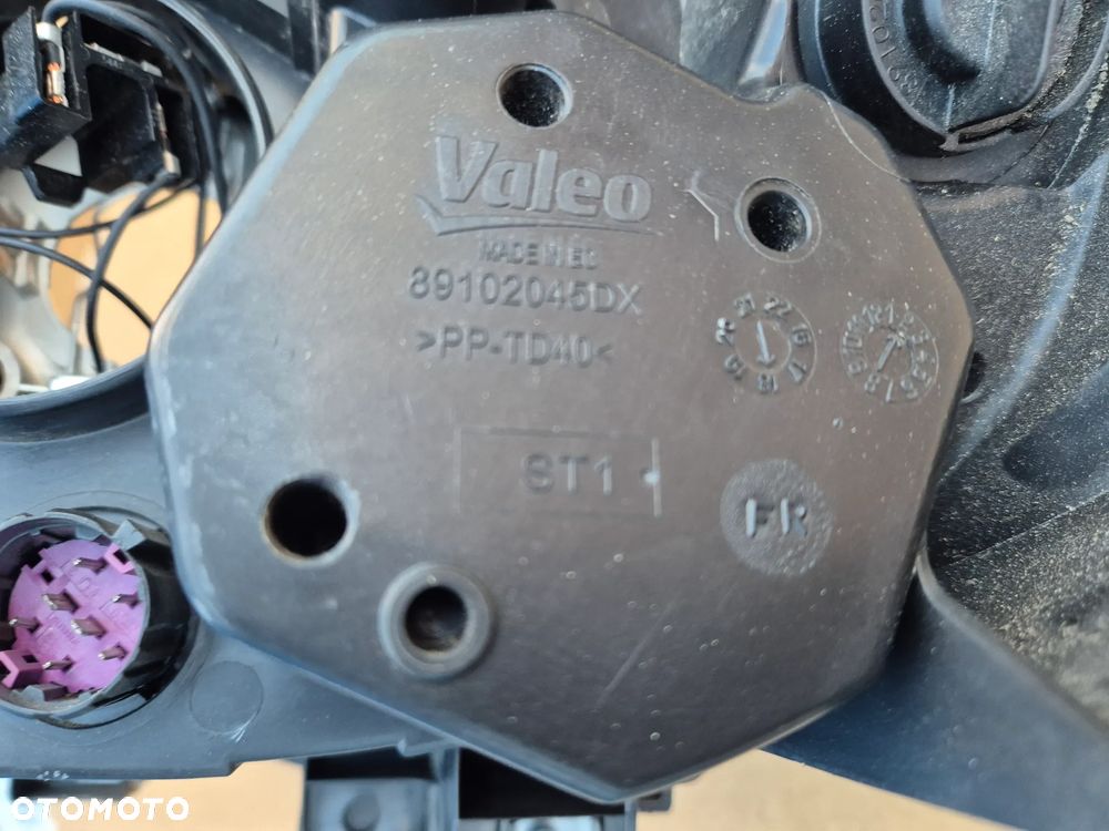 Fiat Punto EVO lampa prawa.Jasna.Valeo.EU. - 8