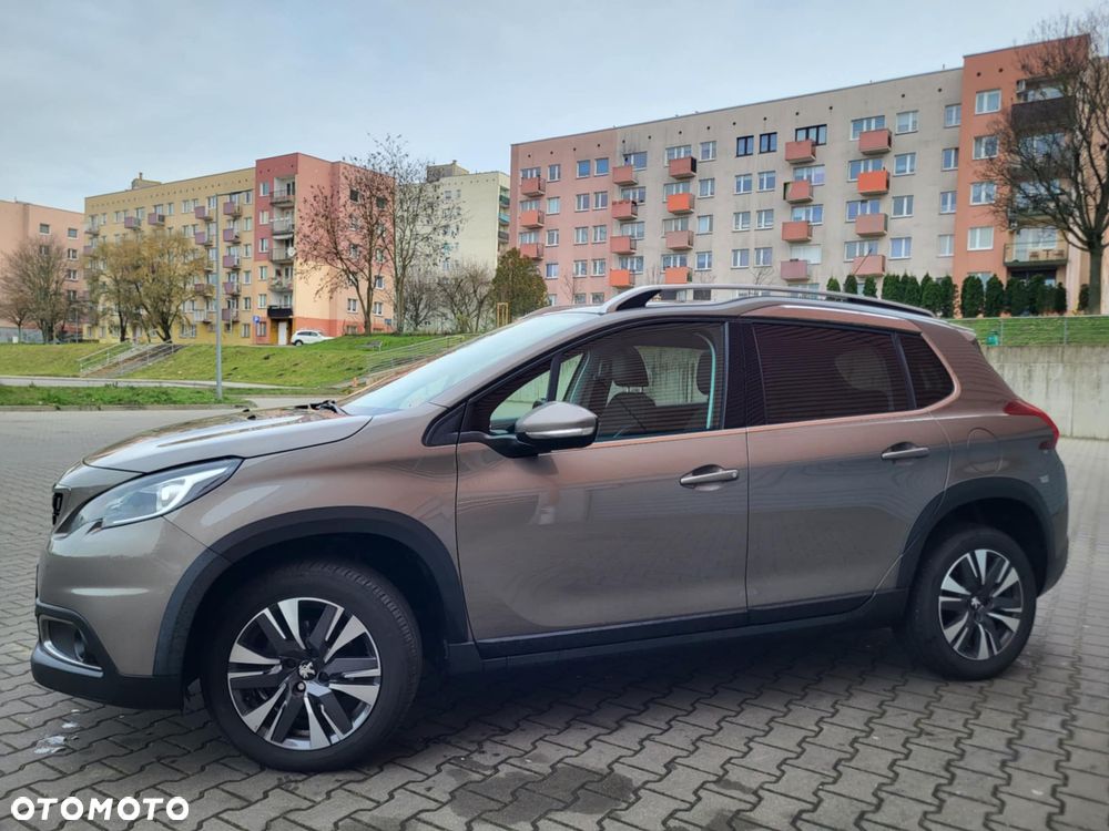 Peugeot 2008 BlueHDi 100 STOP & START Allure - 18