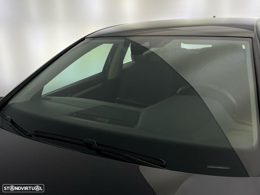 VW Golf 1.0 eTSI Life DSG - 20