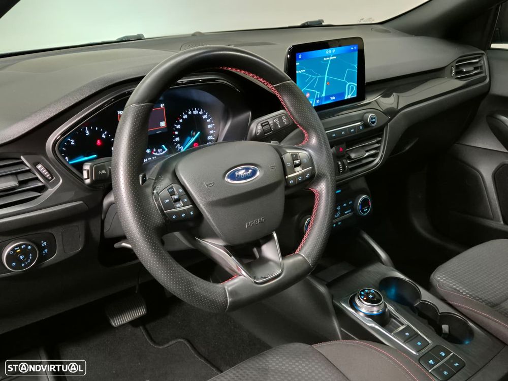 Ford Focus 1.5 TDCi ECOBlue ST-Line Aut. - 25