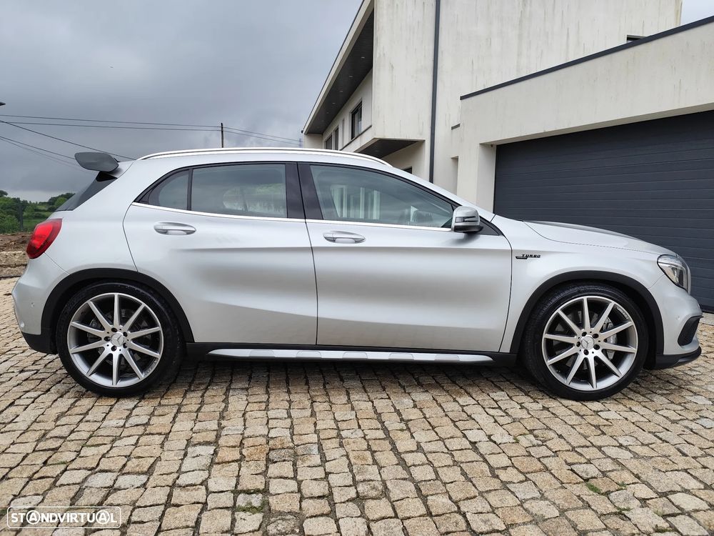 Mercedes-Benz GLA 45 AMG 4-Matic - 17
