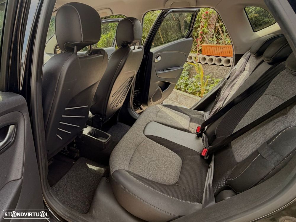 Renault Captur 1.2 TCe Exclusive - 13