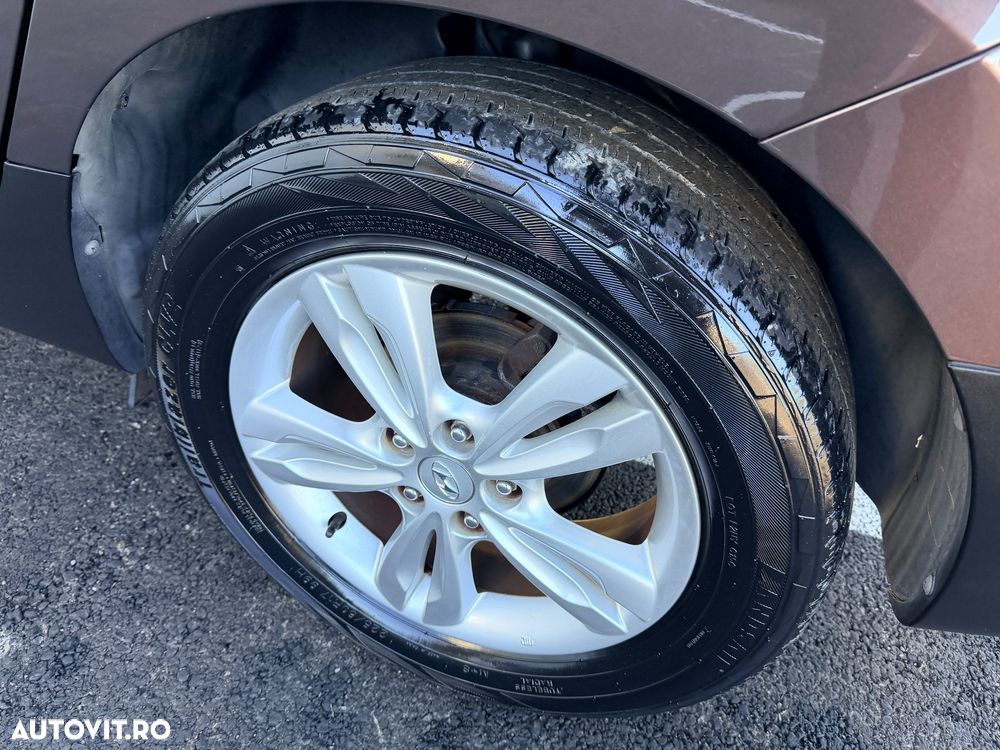 Hyundai ix35 2.0 CRDI 2WD Trend - 12