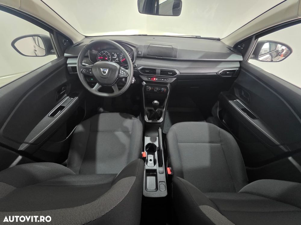 Dacia Logan ECO-G 100 Essential - 9