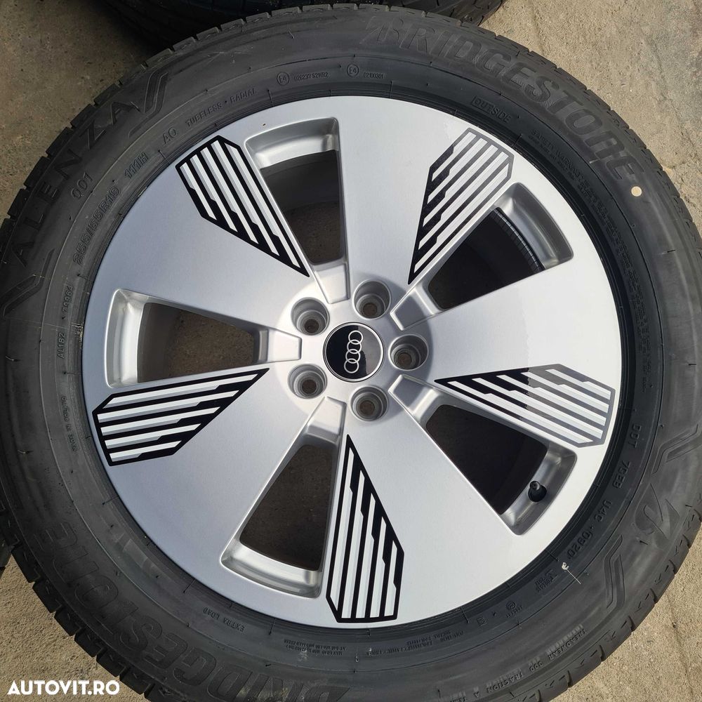 Roti/Jante/Jenti DEMO orig.	Audi e-tron | Q8 | 255/55 R19 - 4