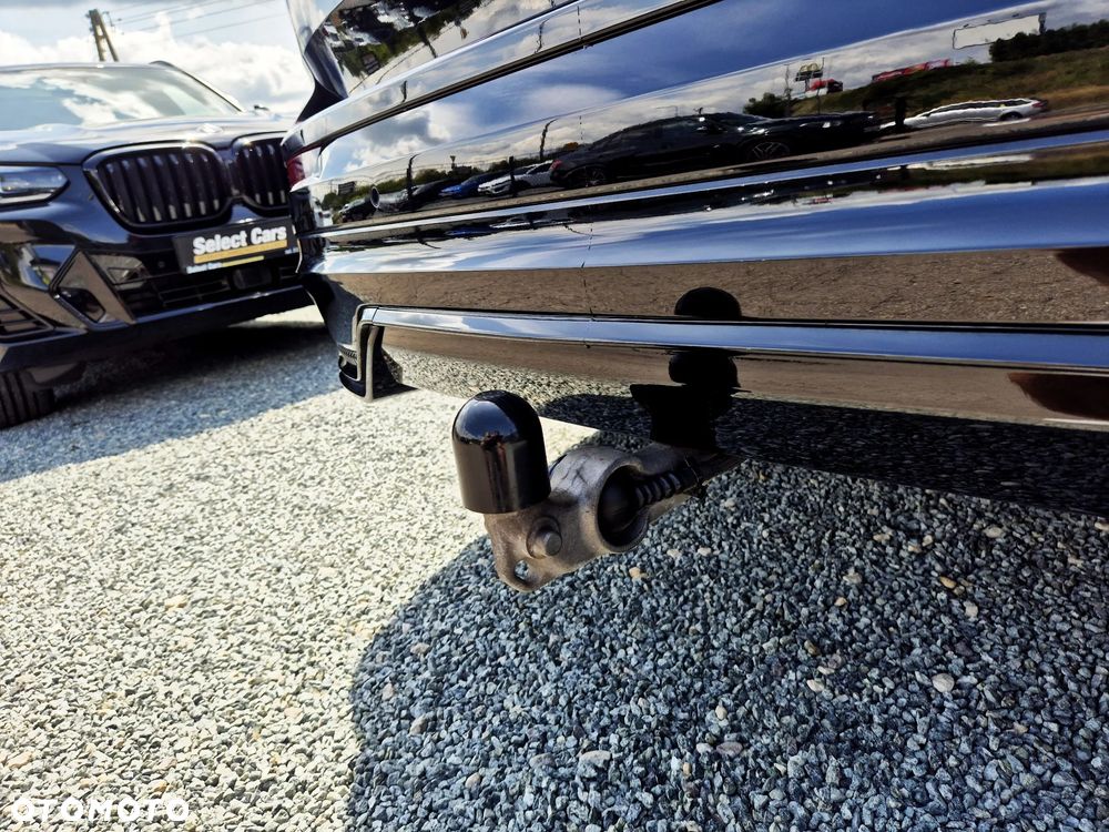 Volvo XC 60 B4 D Ultimate Dark - 24