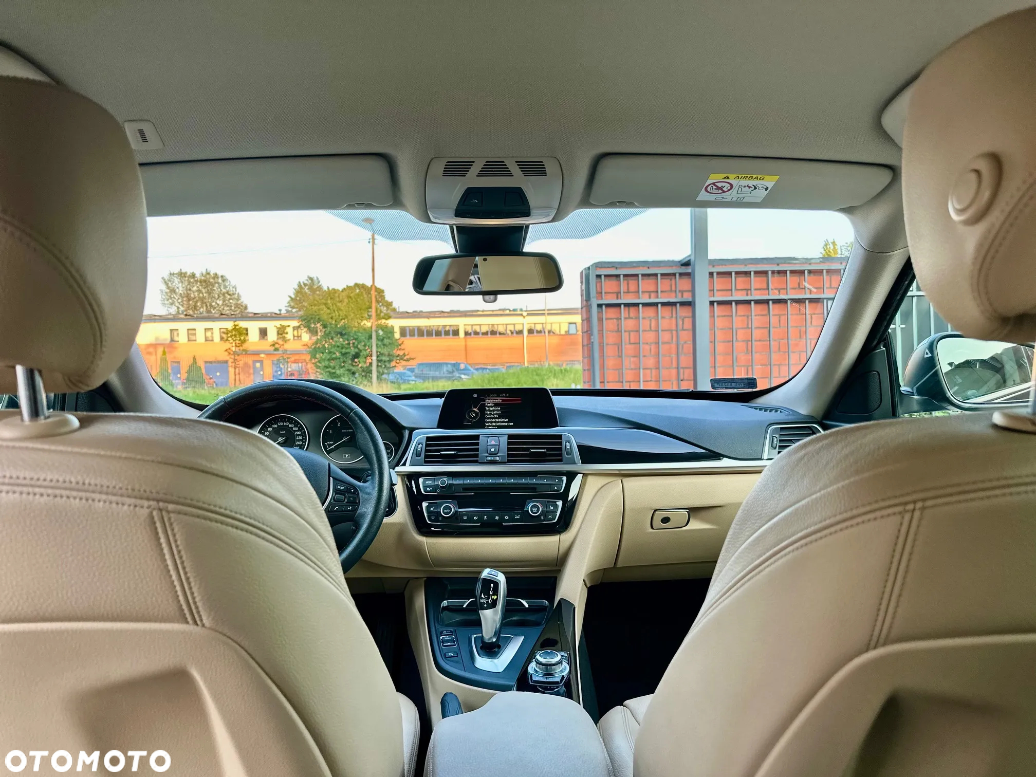 BMW Seria 3 320d - 8