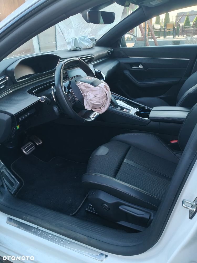 Peugeot 508 SW Plug-In Hybrid 225 e-EAT8 GT - 14