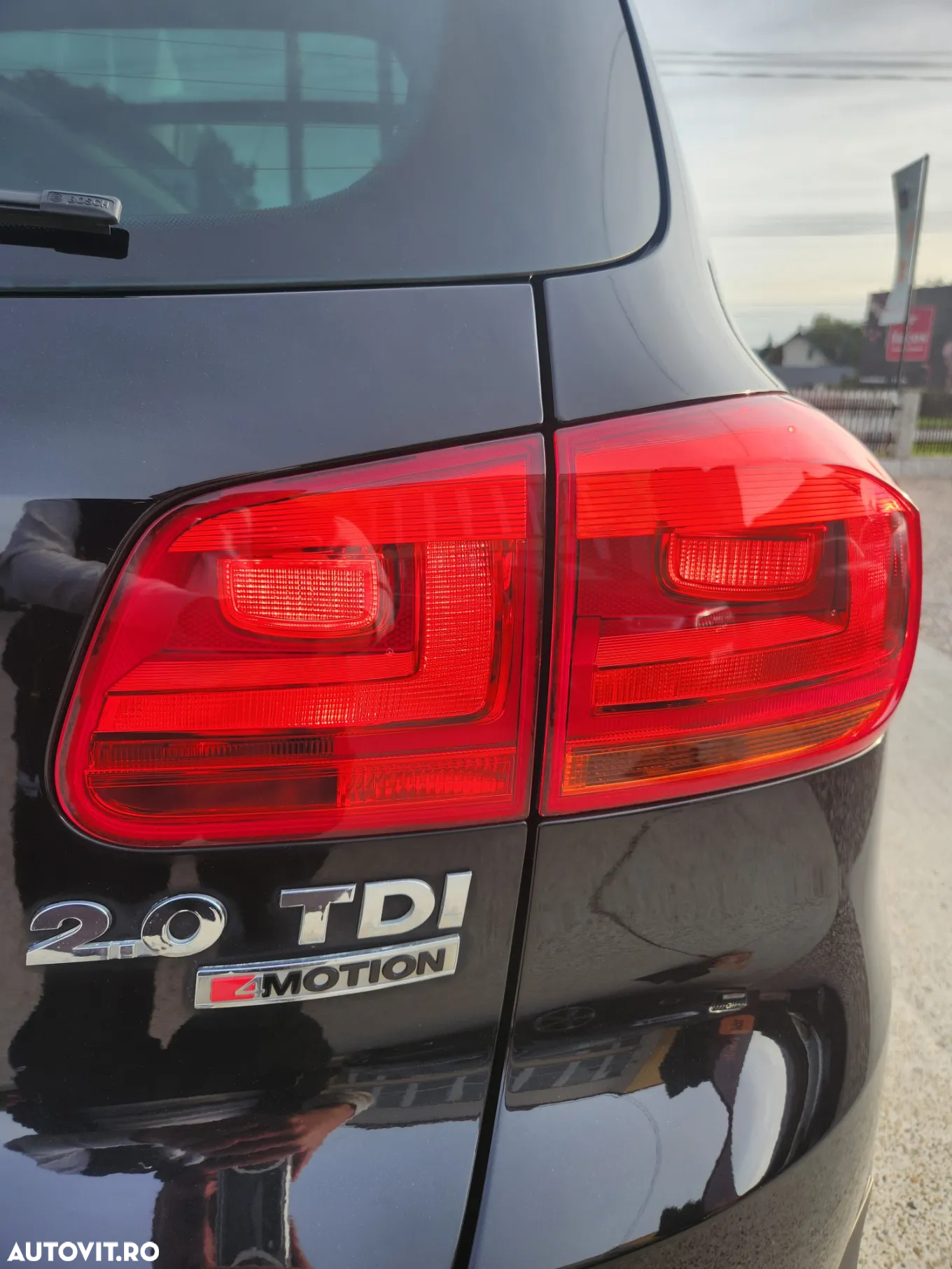 Volkswagen Tiguan 2.0 TDI 4Motion BMT Sport & Style - 34