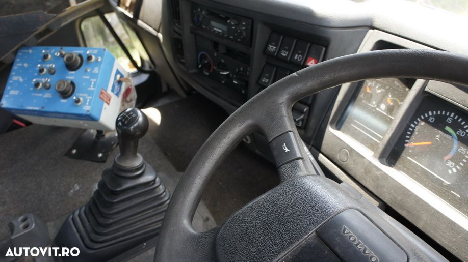 Volvo FL 6 220 Echipată pentru Deszăpezire - 10