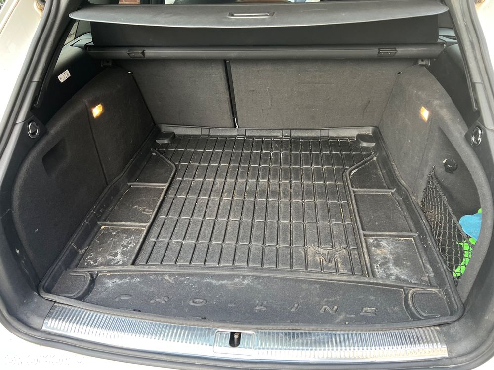 Audi A4 Avant - 23