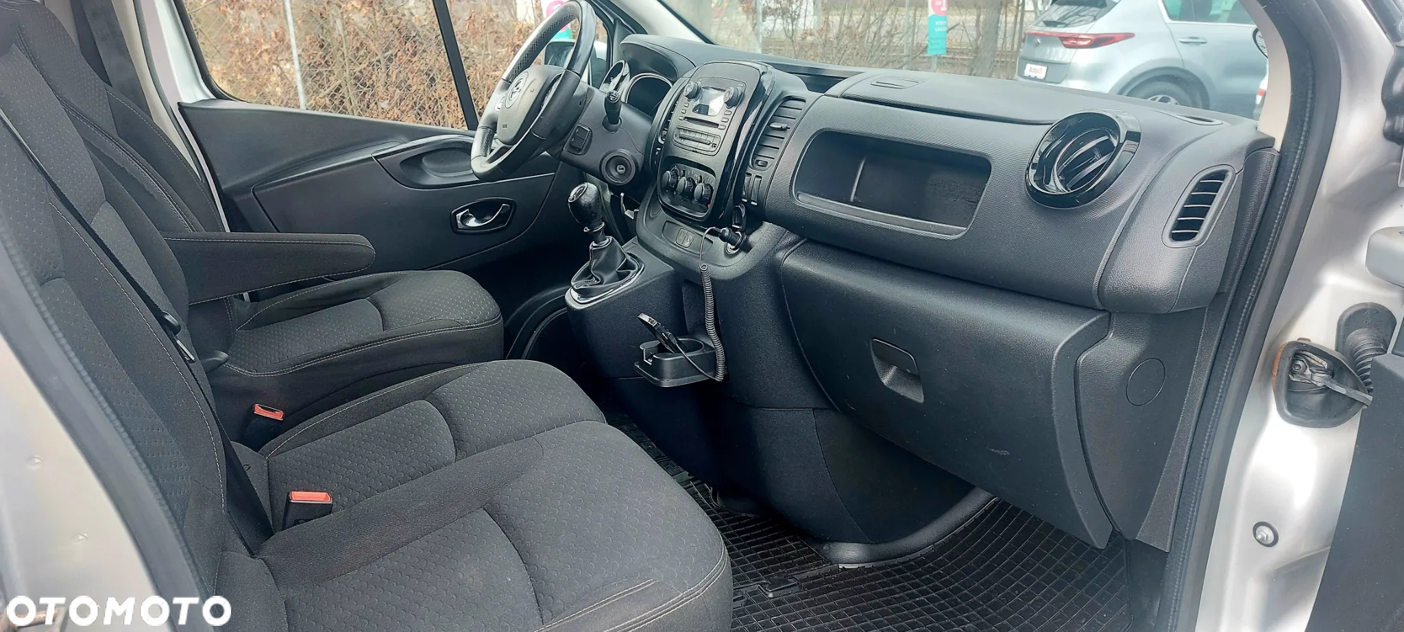 Opel VIVARO - 17