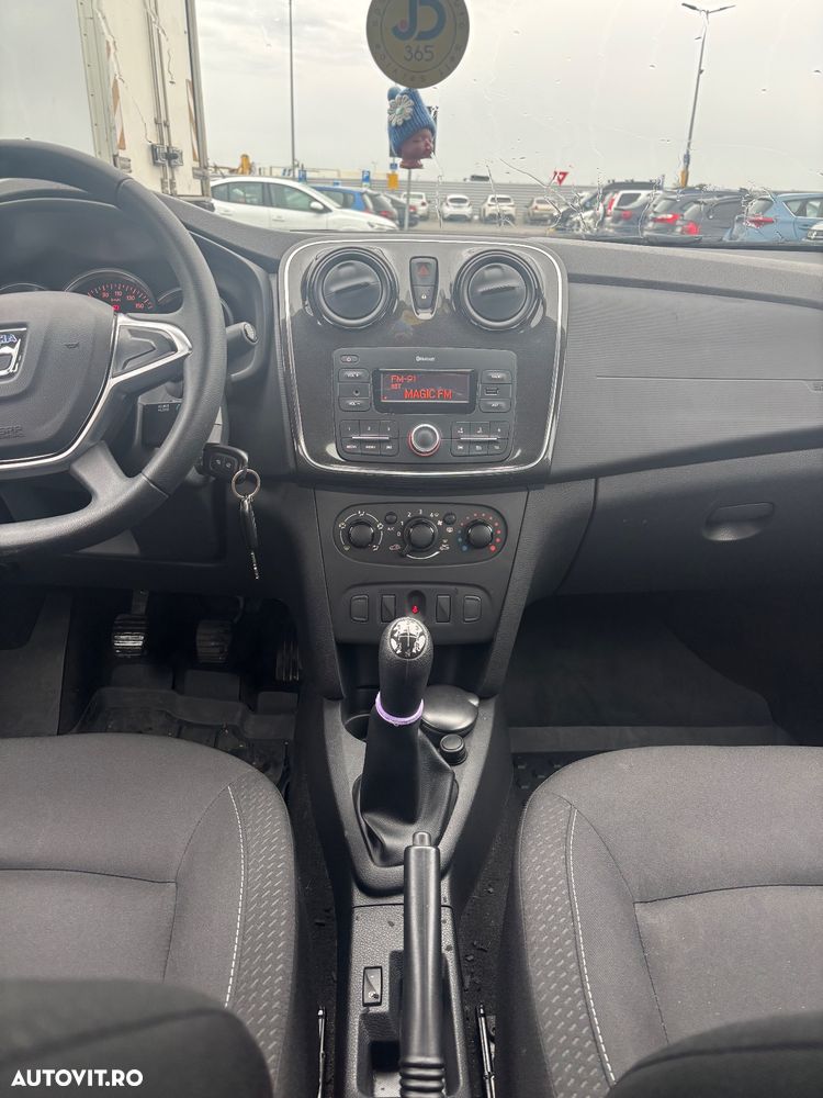 Dacia Logan TCe 90 MT5 Comfort - 2