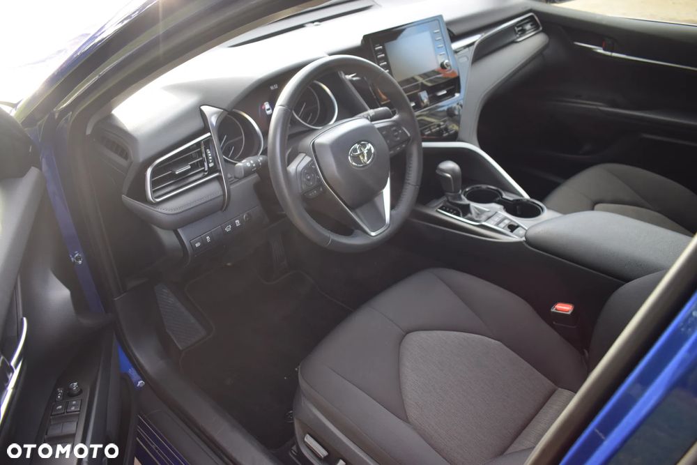Toyota Camry 2.5 Hybrid Comfort CVT - 10