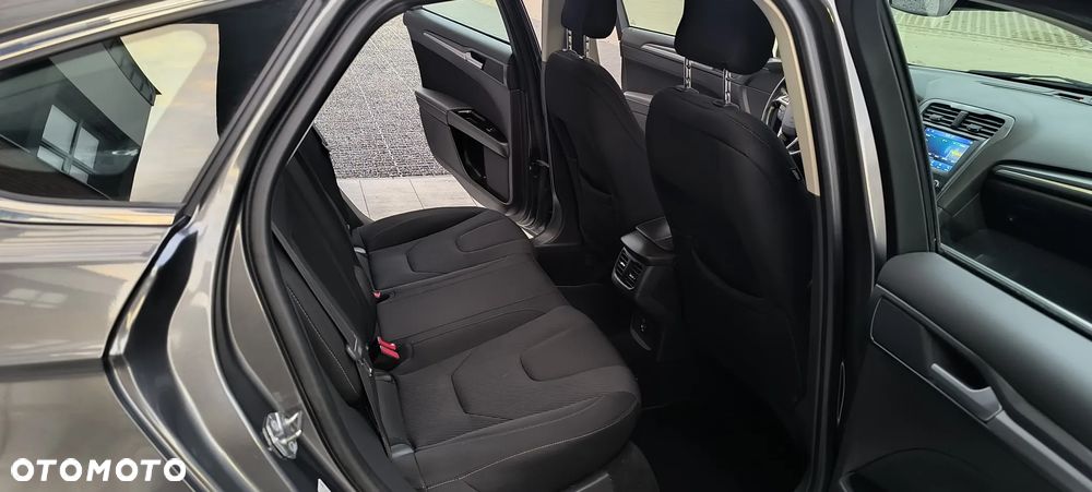 Ford Mondeo 2.0 EcoBlue Titanium - 34