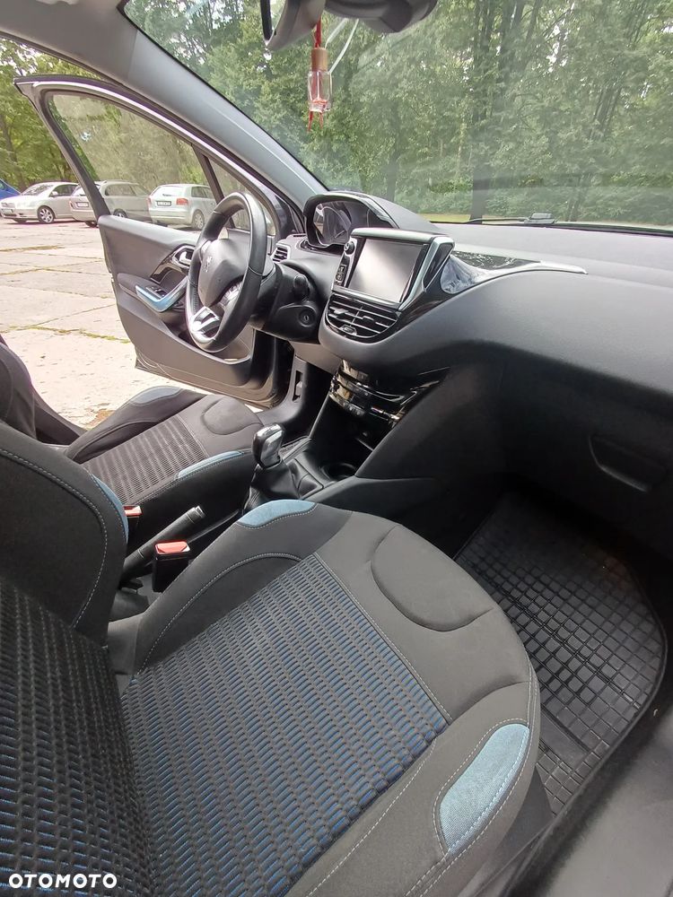 Peugeot 208 1.6 VTi Allure - 10