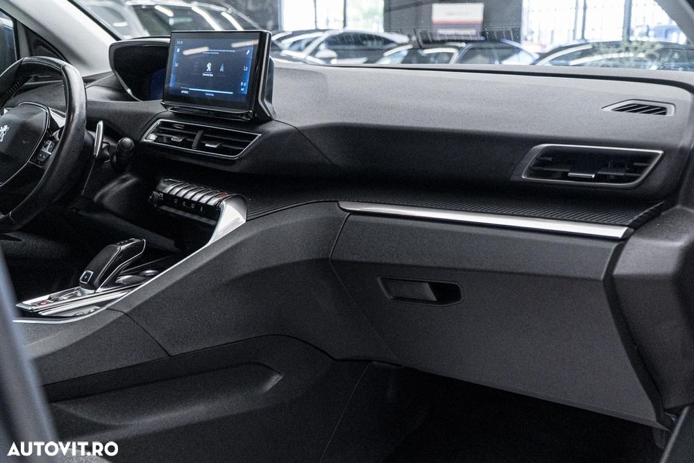 Peugeot 5008 PureTech 130 EAT8 Stop & Start Allure Pack - 31