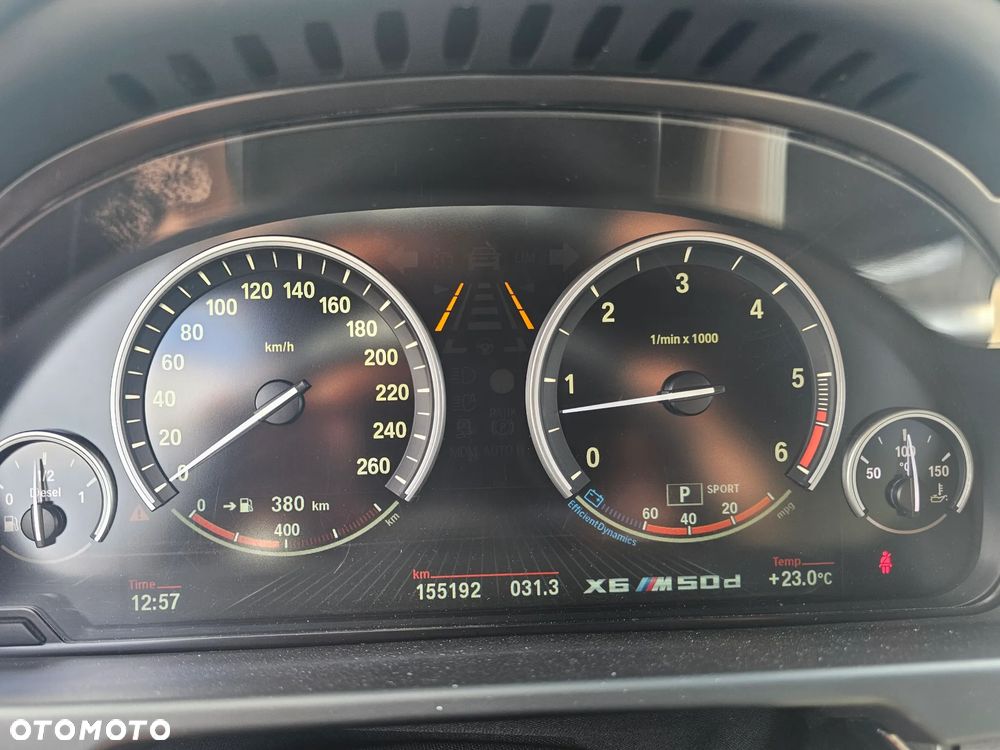 BMW X6 xDriveM50d - 15