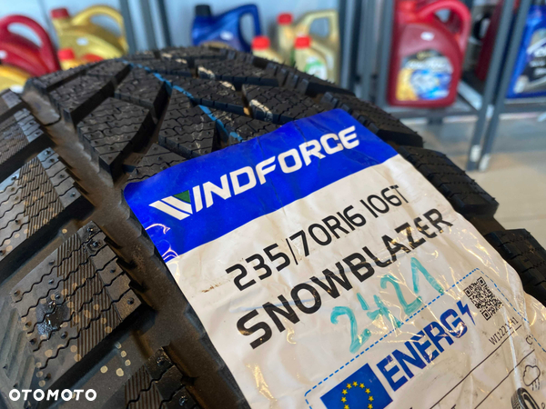 NOWA Opona opony zimowa zimowe WINDFORCE 235/70R16 SNOWBLAZER 106T