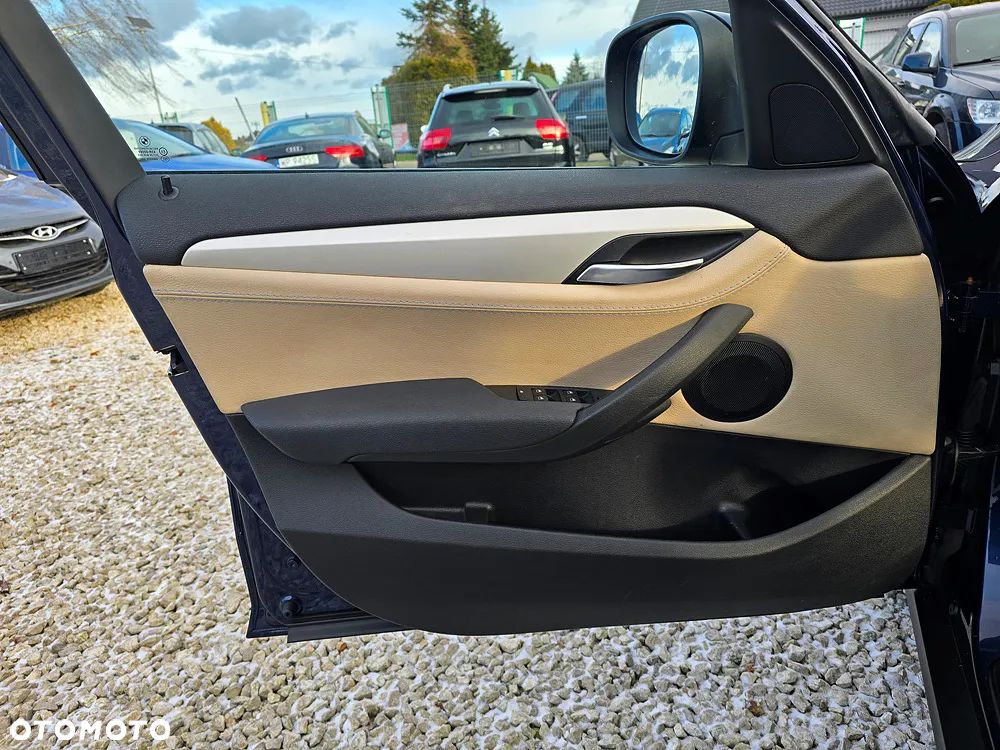 BMW X1 sDrive20i xLine - 14