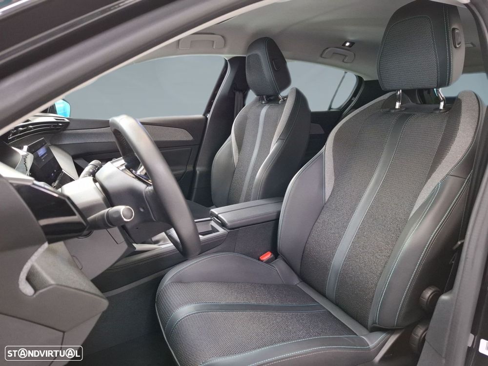 Peugeot 308 1.2 PureTech Allure - 11