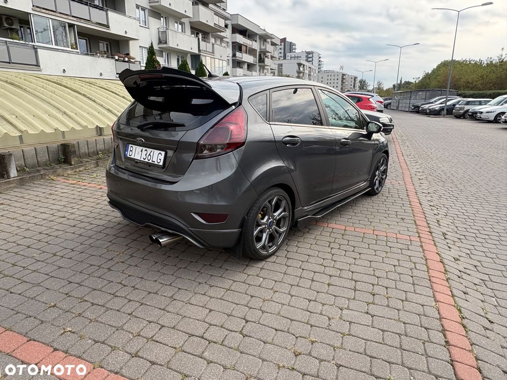 Ford Fiesta ST2 - 7
