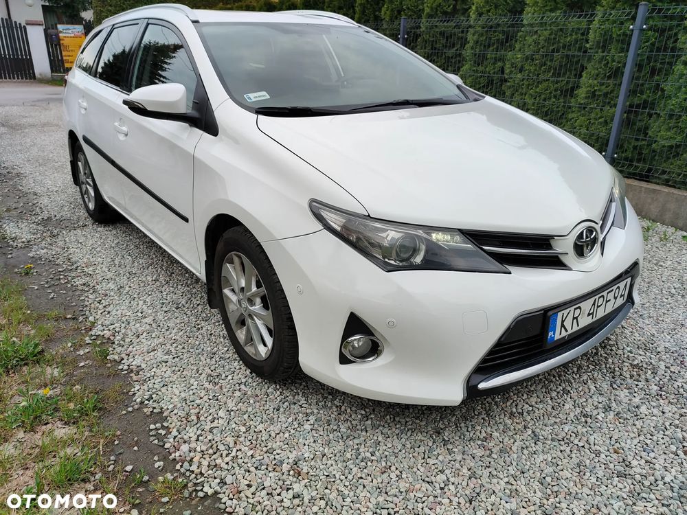 Toyota Auris - 5