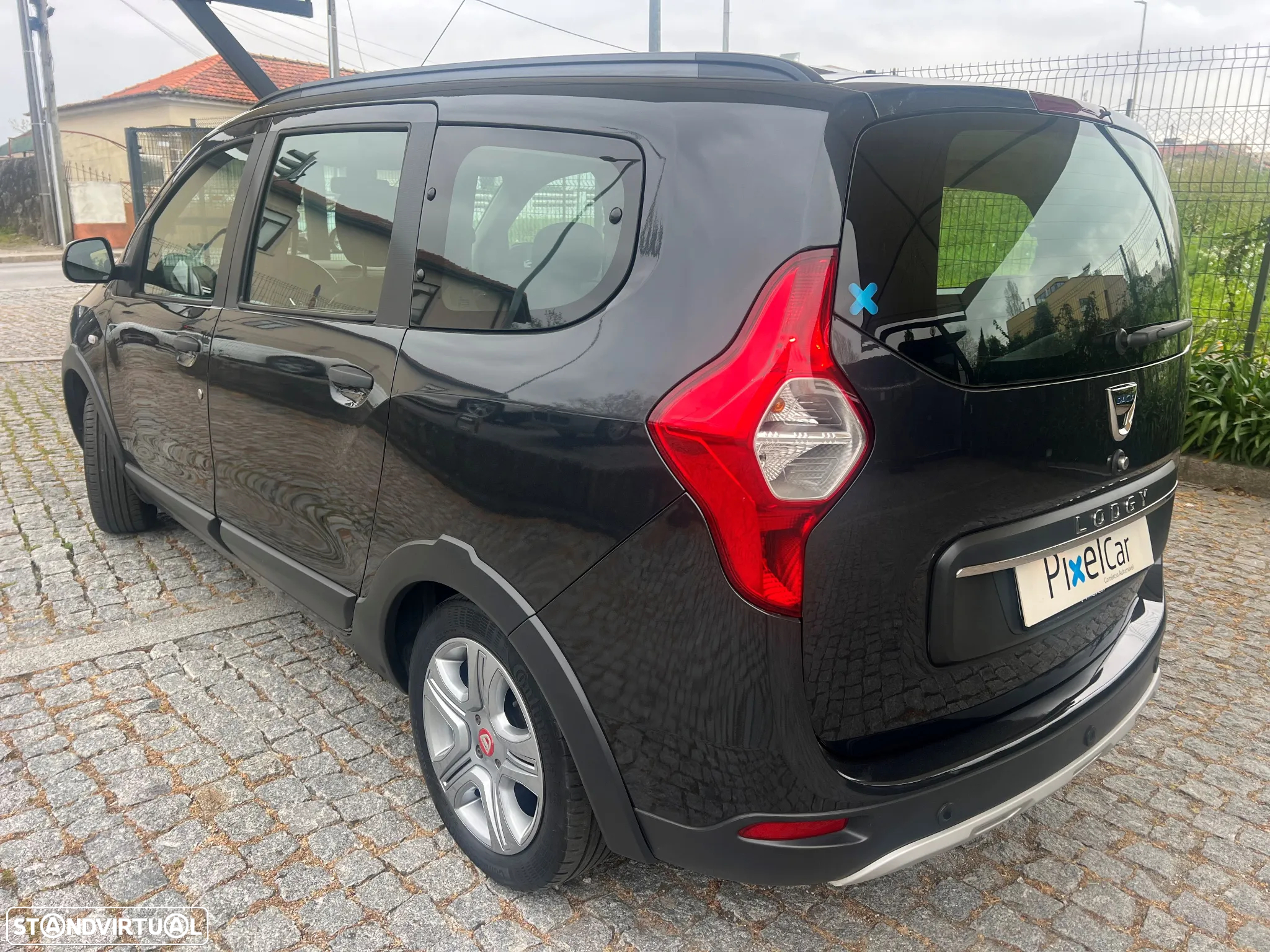 Dacia Lodgy 1.3 TCe Stepway 7L - 7