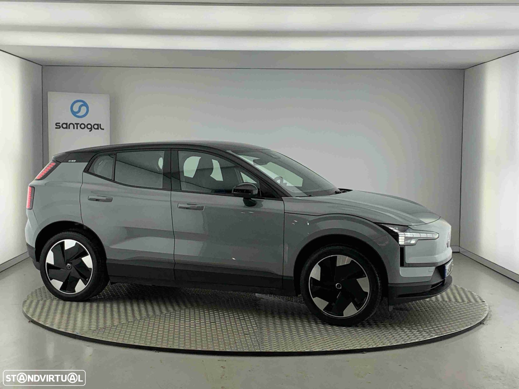 Volvo EX30 69 kWh Single Motor Extended Range Plus - 1