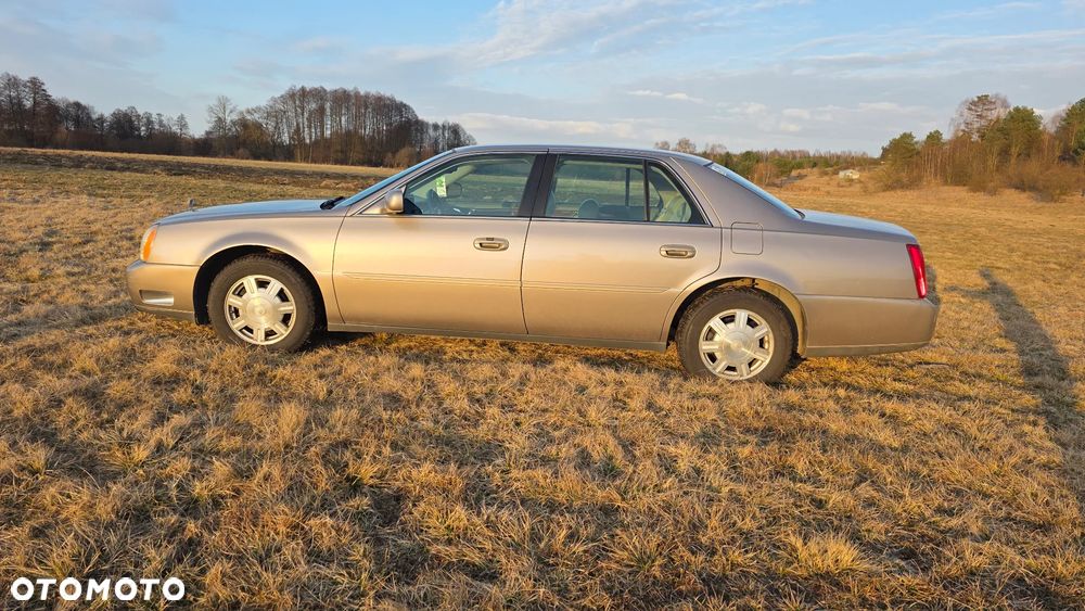 Cadillac Deville - 10