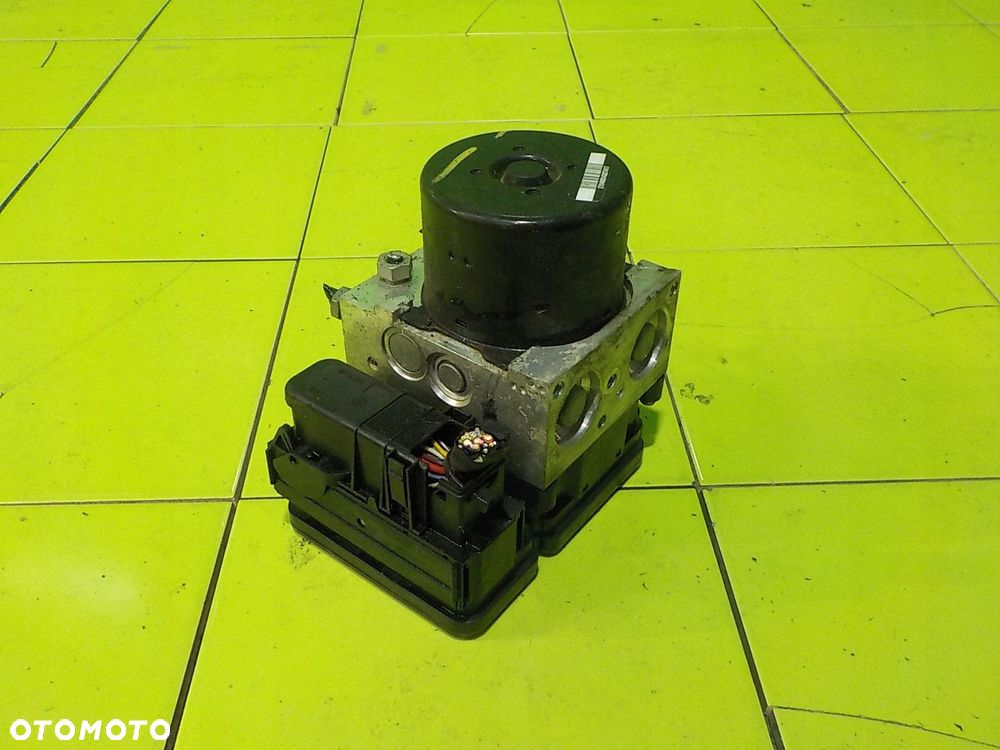 VOLVO V60 I S60 II 11r 2.4 D5 pompa ABS P31329137 10.0212-0543.4 - 1