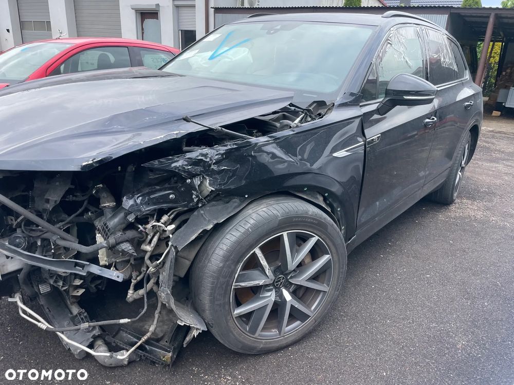 Volkswagen Touareg - 5