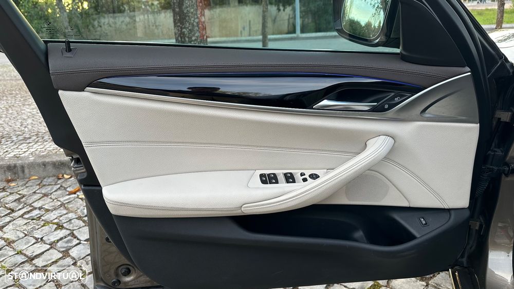 BMW 520 d Line Luxury Auto - 10