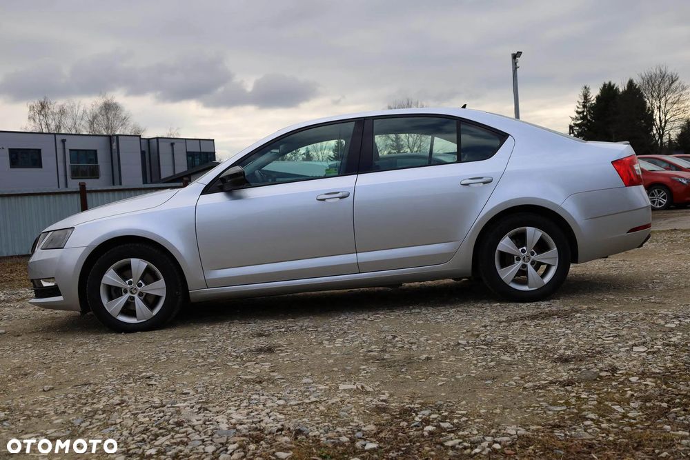 Skoda Octavia 1.5 TSI ACT Ambition - 10