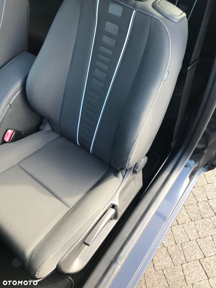 Renault Megane 1.6 16V 110 LIMITED - 23