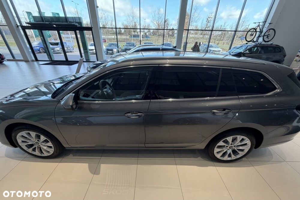 Skoda Superb 2.0 TDI SCR Drive DSG - 4