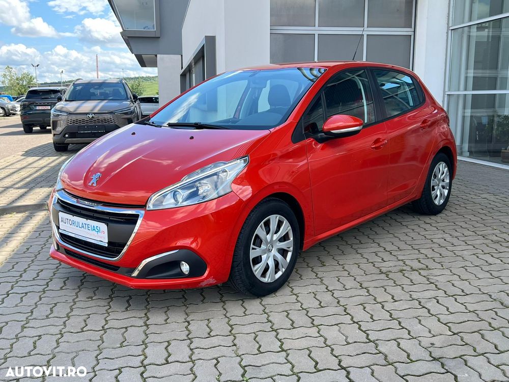 Peugeot 208 1.2 L PureTech Allure - 8