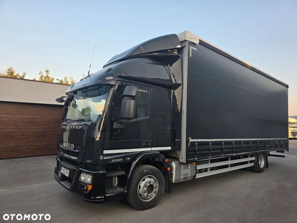 Iveco EUROCARGO 160E28  19 PAL. /  FIRANKA  / MANUAL / - 1