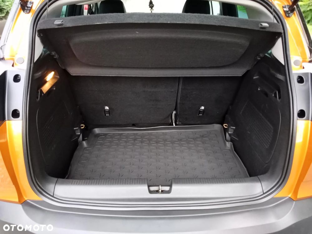 Opel Crossland X - 8