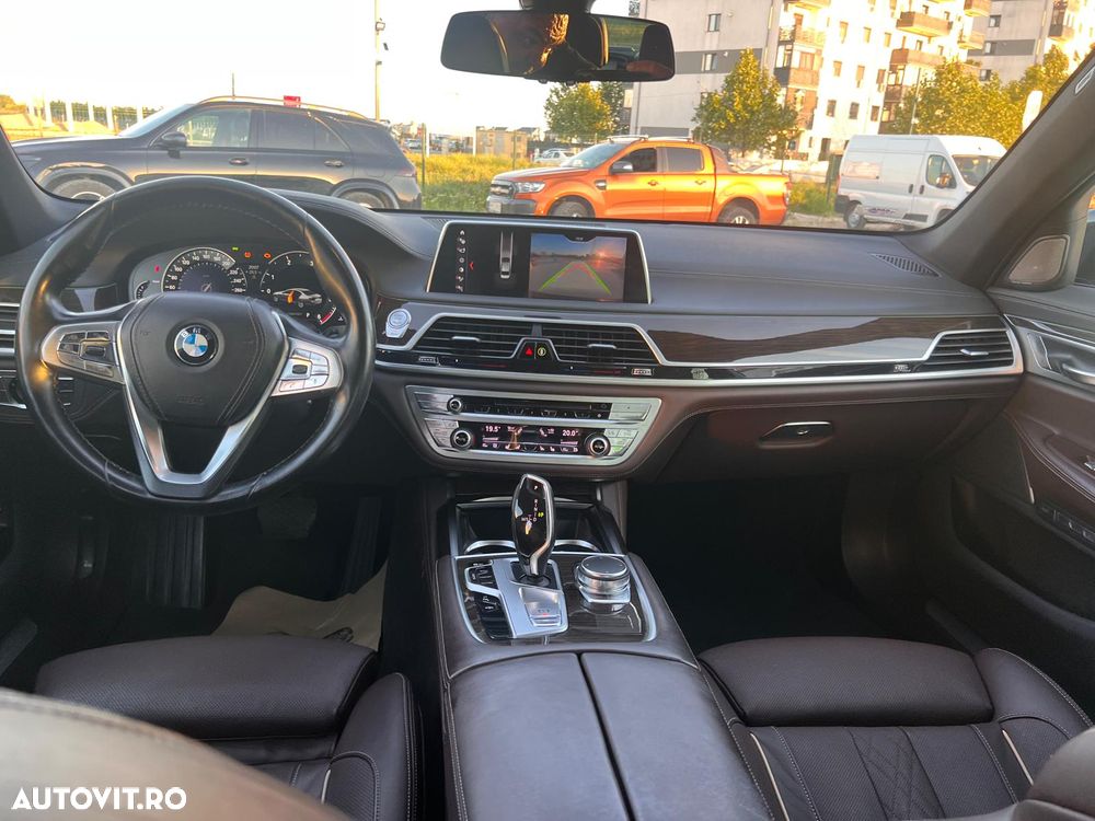 BMW Seria 7 730d xDrive - 15