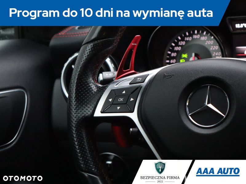 Mercedes-Benz GLA - 19