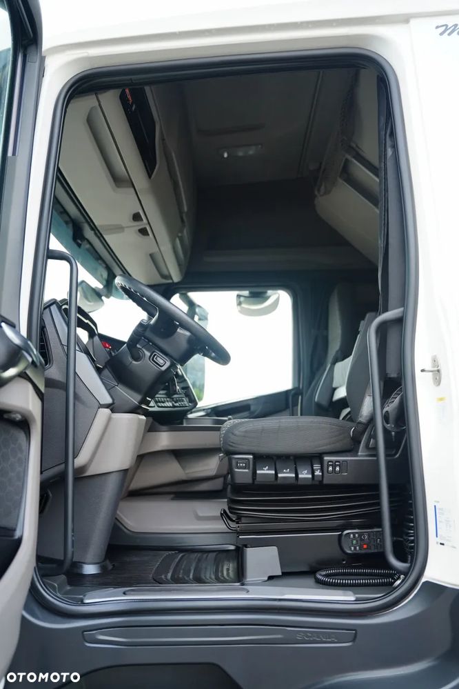 Scania R 500 / RETARDER / KLIMATYZACJA POSTOJOWA / 2022 ROK / PO ZŁOTYM KONTRAKCIE SERWISOWYM / - 23