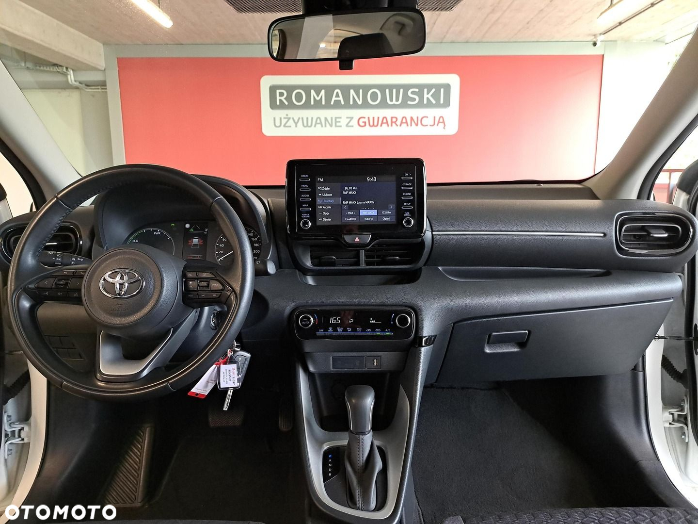 Toyota Yaris - 17