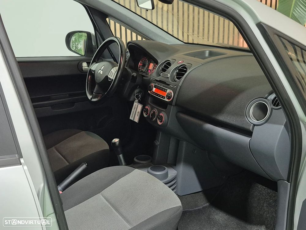Mitsubishi Colt 1.3 Intense ClearTec - 13
