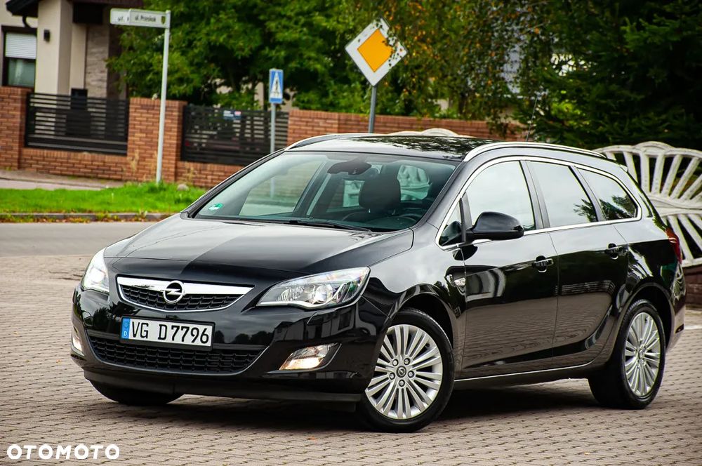 Opel Astra 1.6 Turbo Edition - 9